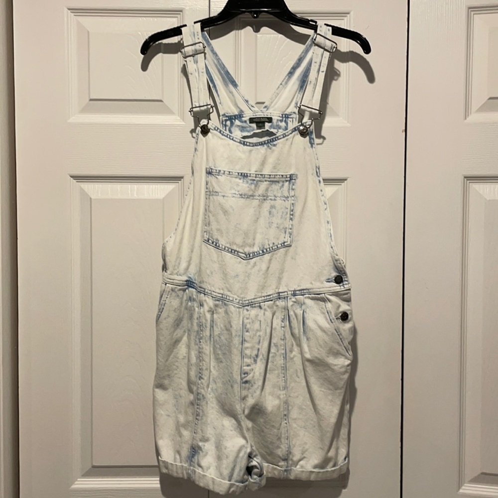 White wash Jean overalls